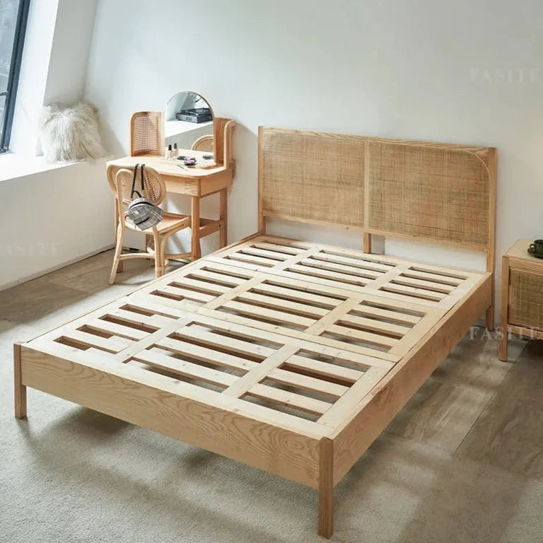 Watanabe - Ash Wood Rattan Bed